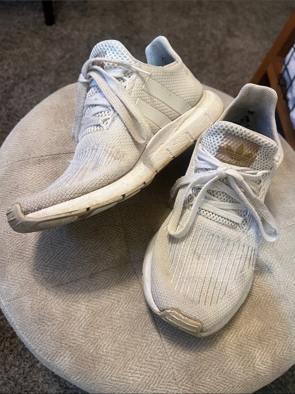 Women’s Adidas White Swift Run Sneakers with Gold Trefoil Accent 8.5W